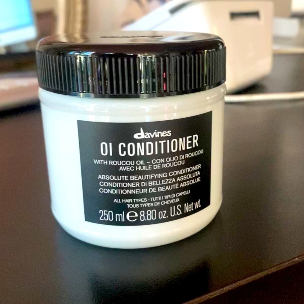 Davines Oi Conditioner